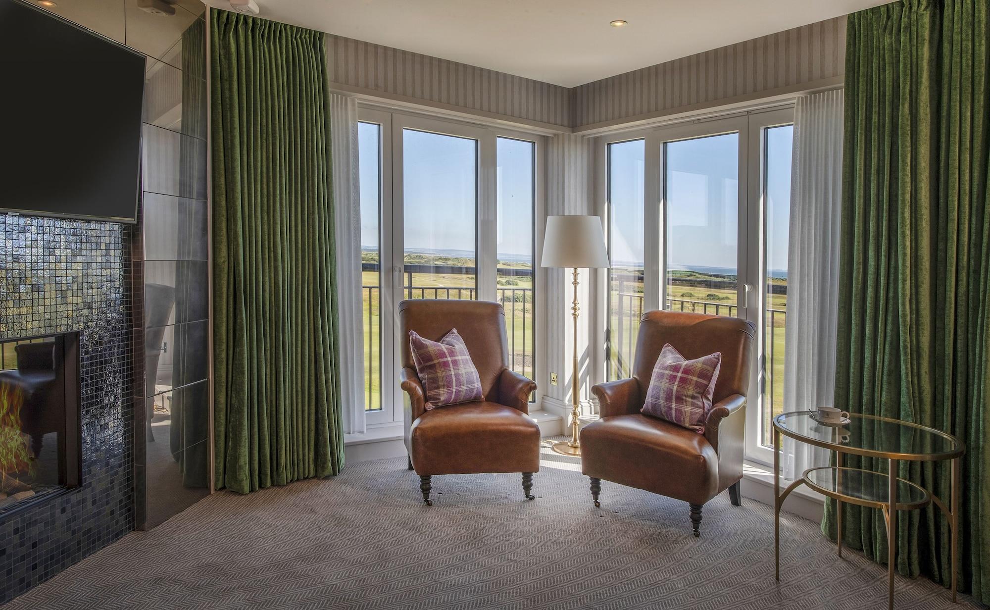 Old Course Hotel St Andrews Esterno foto A suite at The Old Course Hotel, Golf Resort & Spa