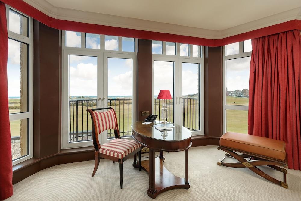 Old Course Hotel St Andrews Esterno foto A room at The Open House