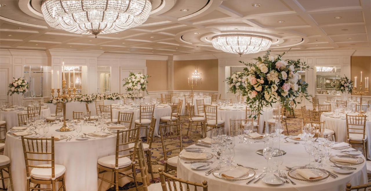 Old Course Hotel St Andrews Esterno foto The ballroom at the Mandarin Oriental, London