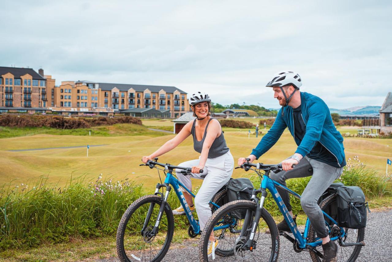 Old Course Hotel St Andrews Esterno foto Cycling in the Bay of Donegal