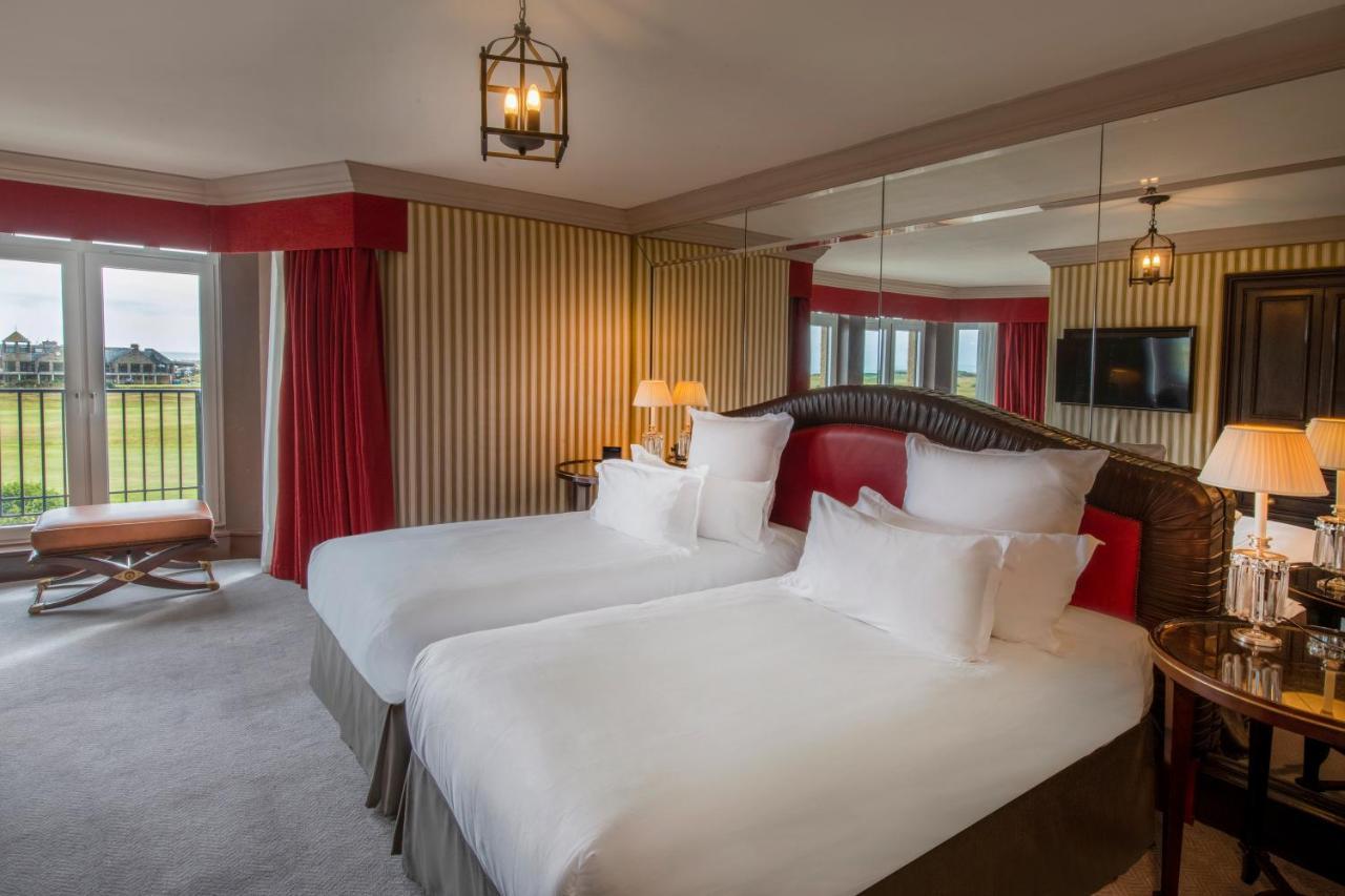Old Course Hotel St Andrews Esterno foto A bedroom at The Ivy Hotel